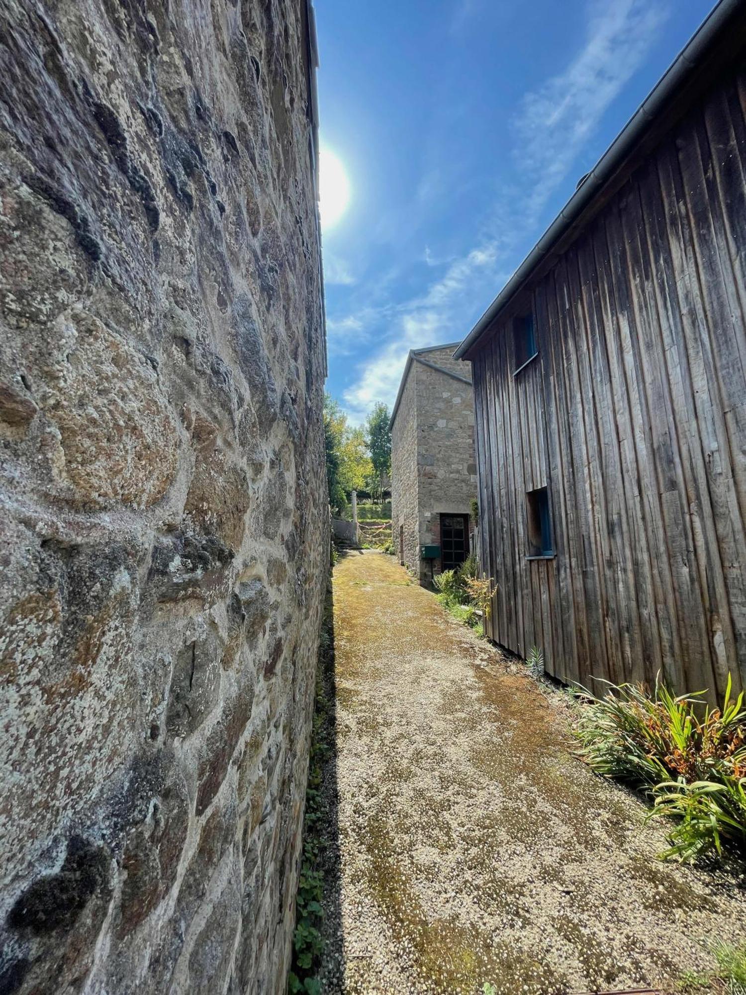 Impasse Des Mysteres - La Maison Des Sorciers Lehon/Dinan Bagian luar foto