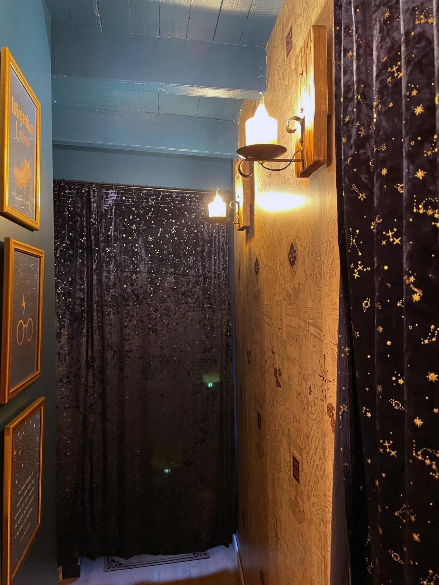 Impasse Des Mysteres - La Maison Des Sorciers Lehon/Dinan Bagian luar foto