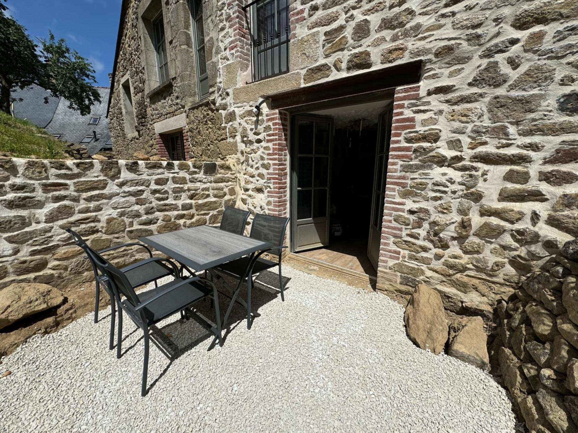 Impasse Des Mysteres - La Maison Des Sorciers Lehon/Dinan Bagian luar foto